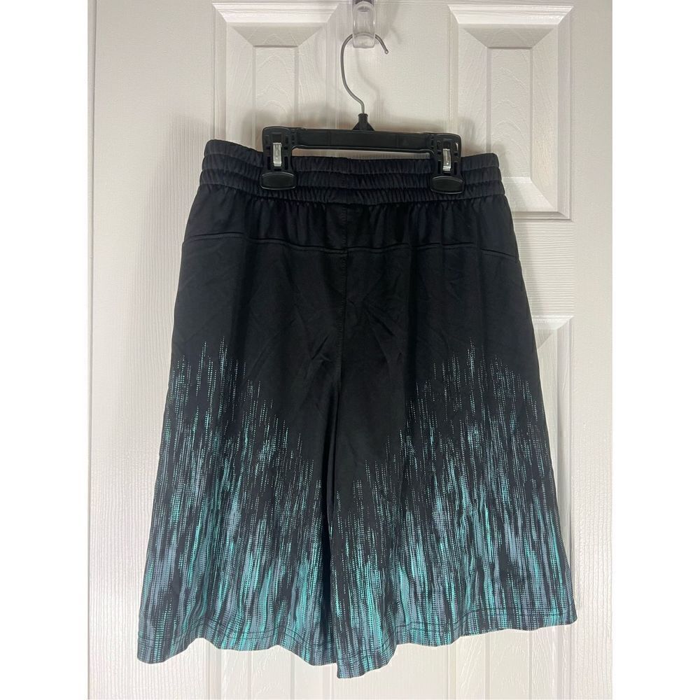 Adidas Boys Shorts Size M 10/12 - Picture 3 of 4